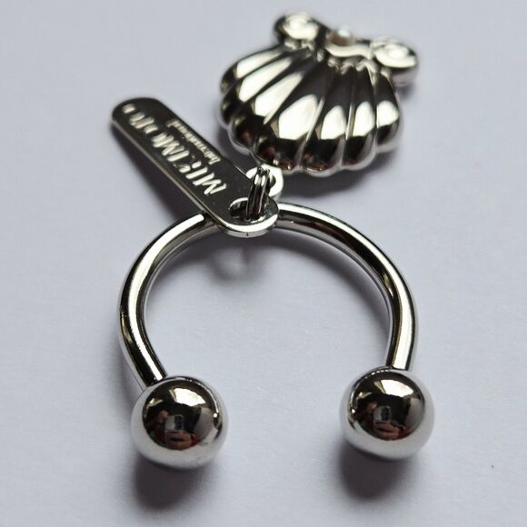 Mikimoto International Shell Keychain Silver Tone Pearl Key Ring Holder Japan - Picture 3 of 5